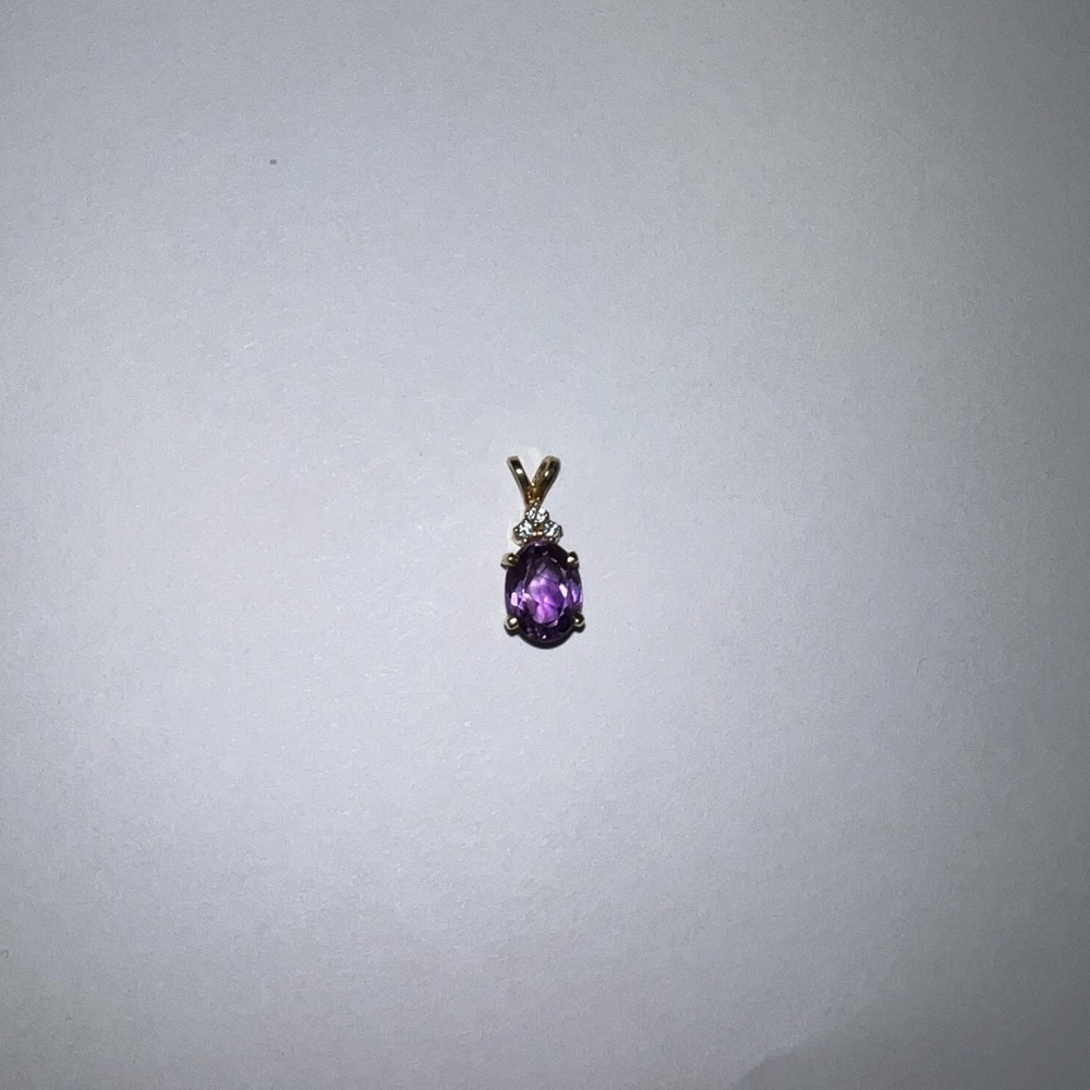Amethyst & diamond pendant